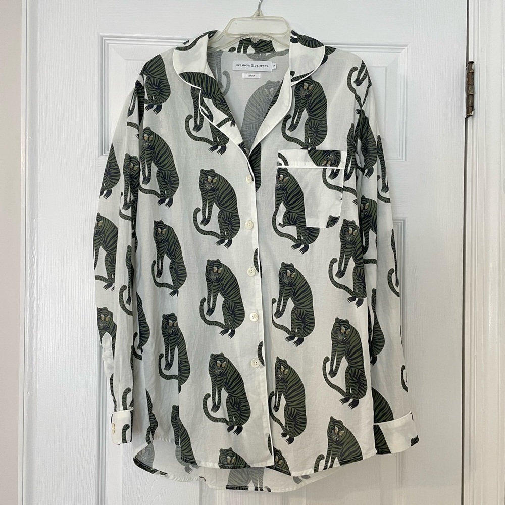 DESMOND & DEMPSEY Tiger Print Pajama Shirt